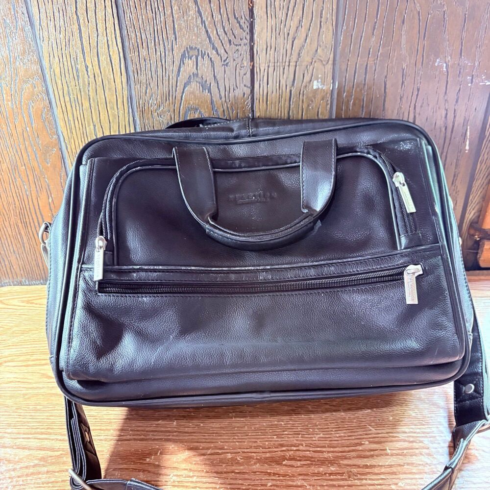 Kenneth Cole Reaction Tsa Approved Carry On Bag/Brief Black